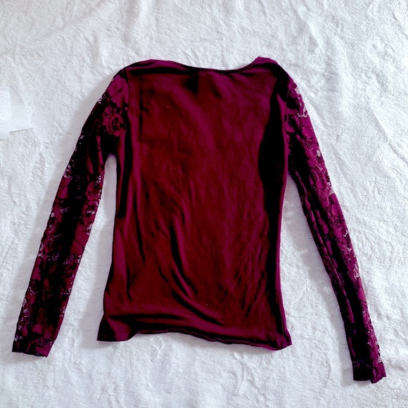 Maroon lace sleeve shirt - Picture 4 of 4